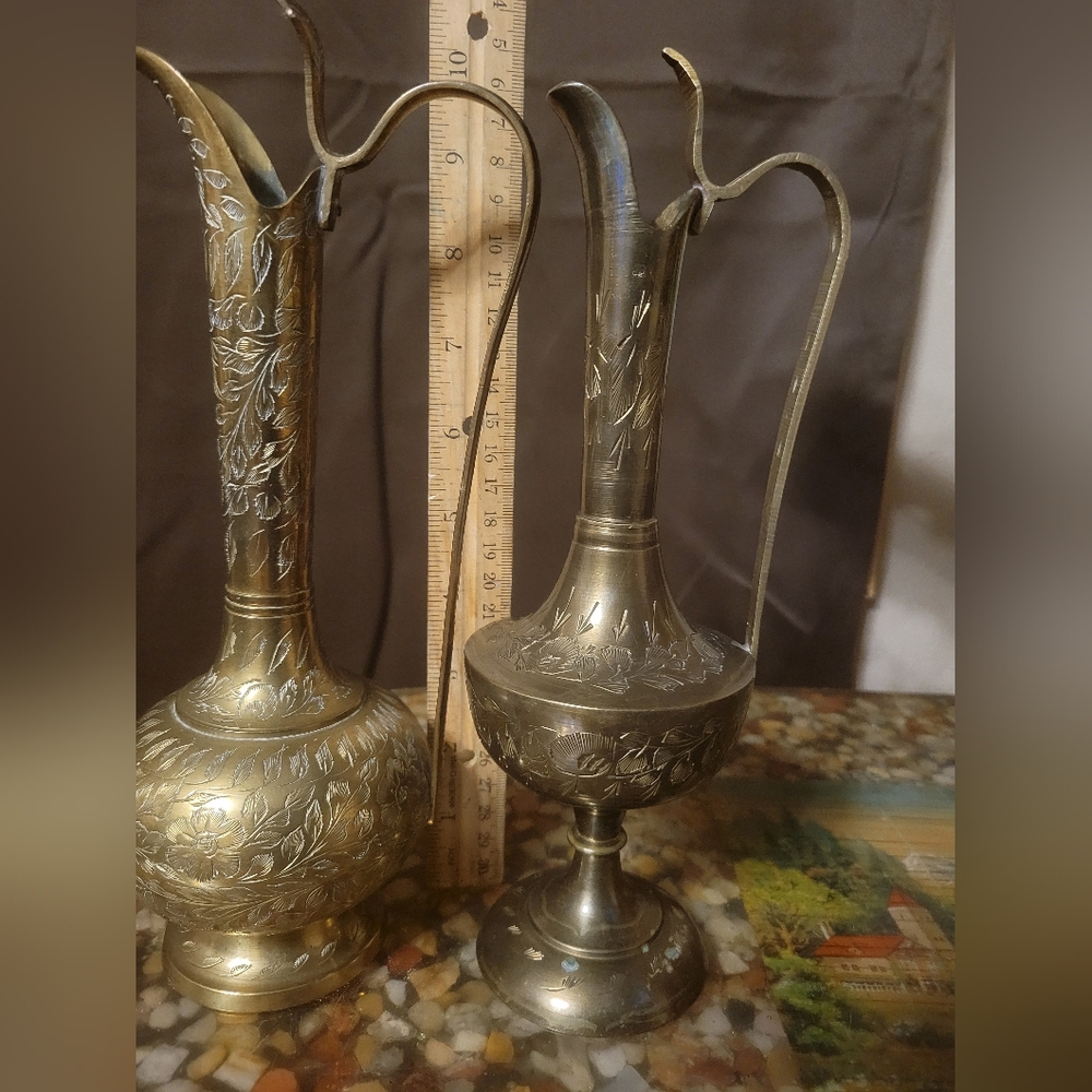 2 Vintage Engraved Brass‎ Pitcher Cruet Vase world gift 10" MCM India tea pot - Picture 7 of 13